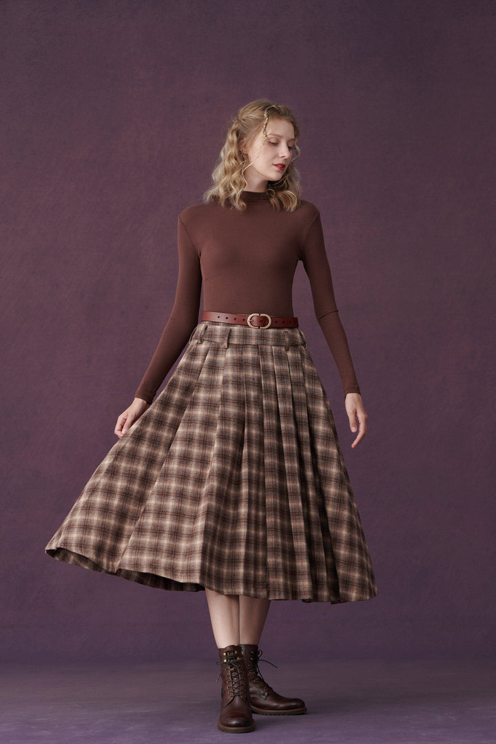 City Exclusives 11 | Check wool skirt in brown