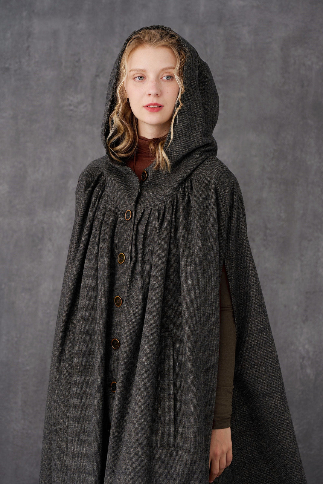 ARIEL 14 | HOODED WOOL CLOAK COAT