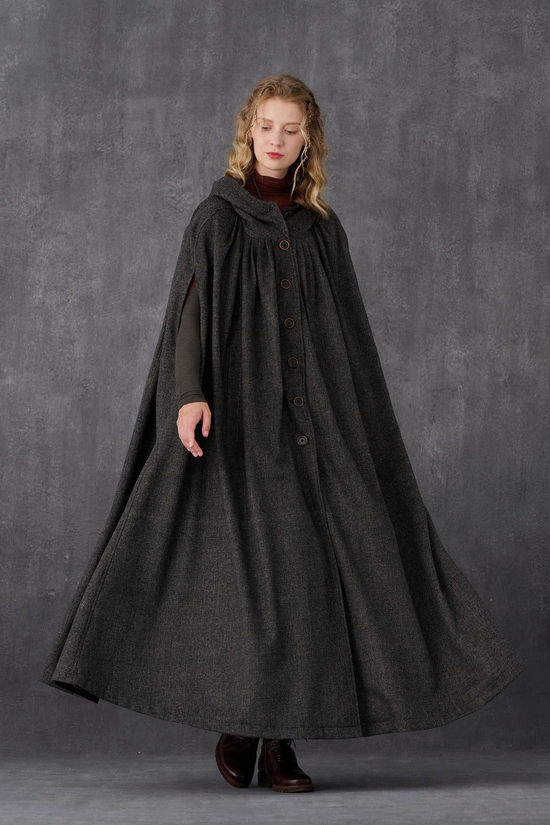 ARIEL 14 | HOODED WOOL CLOAK COAT