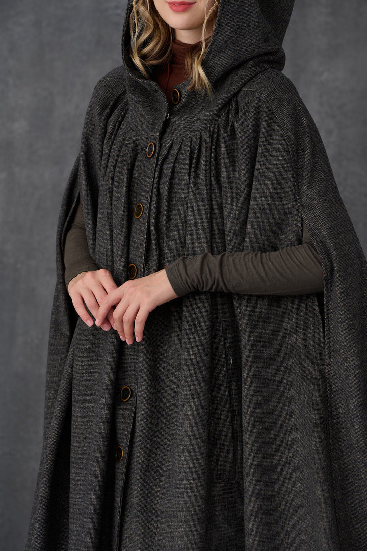 ARIEL 14 | HOODED WOOL CLOAK COAT