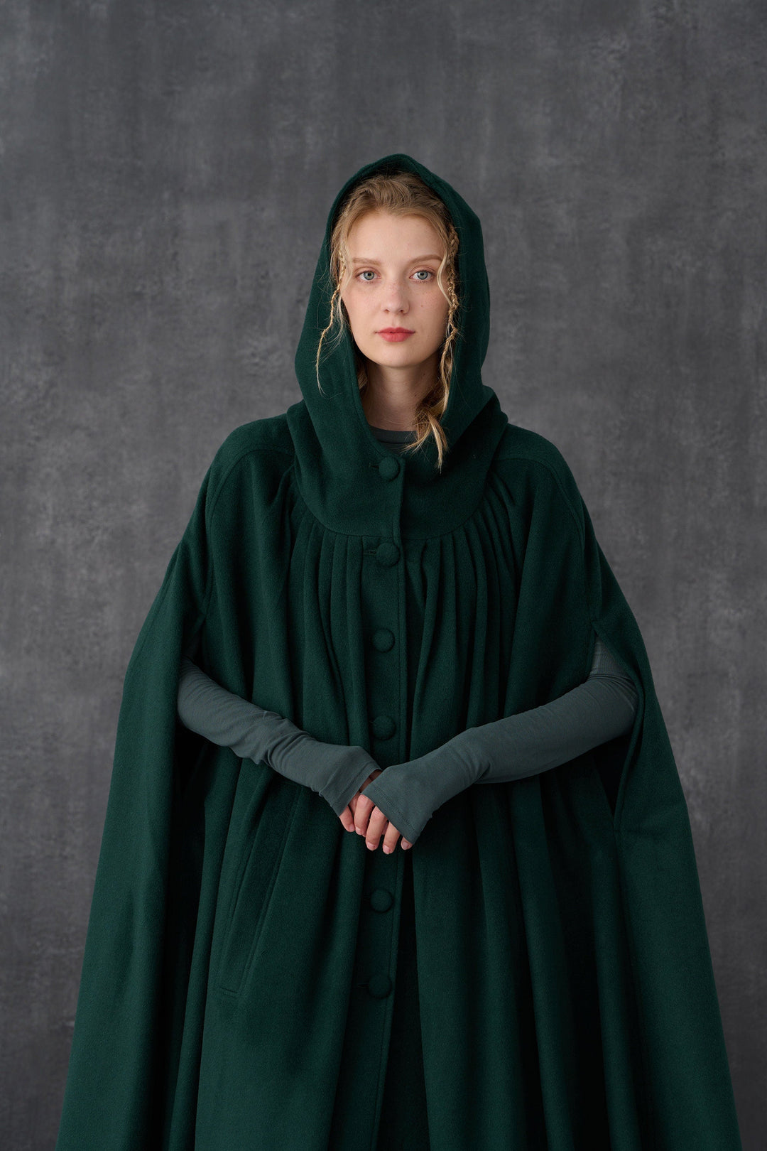 ARIEL 14 | HOODED WOOL CLOAK COAT