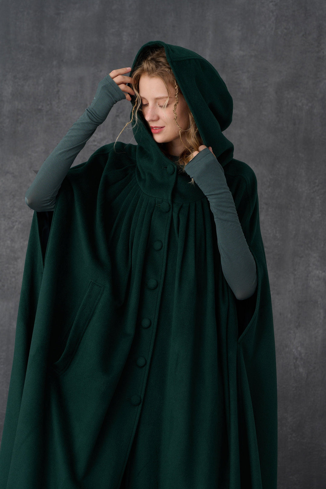 ARIEL 14 | HOODED WOOL CLOAK COAT