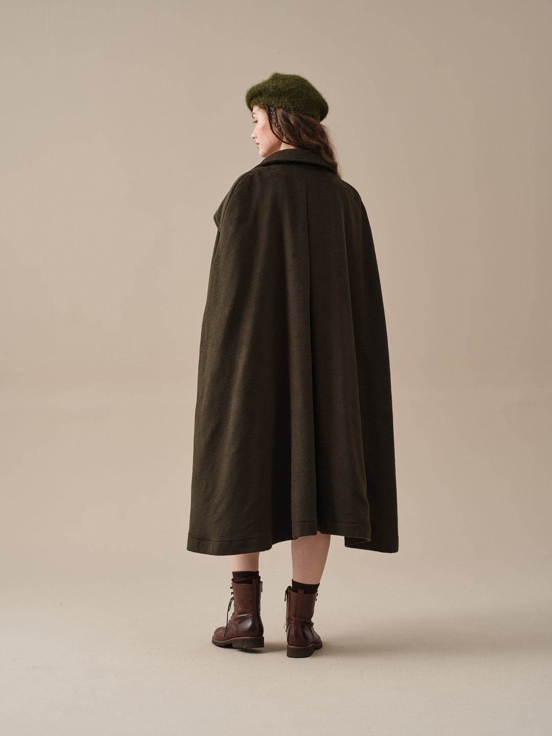 Jori 17 | 100% wool cloak coat