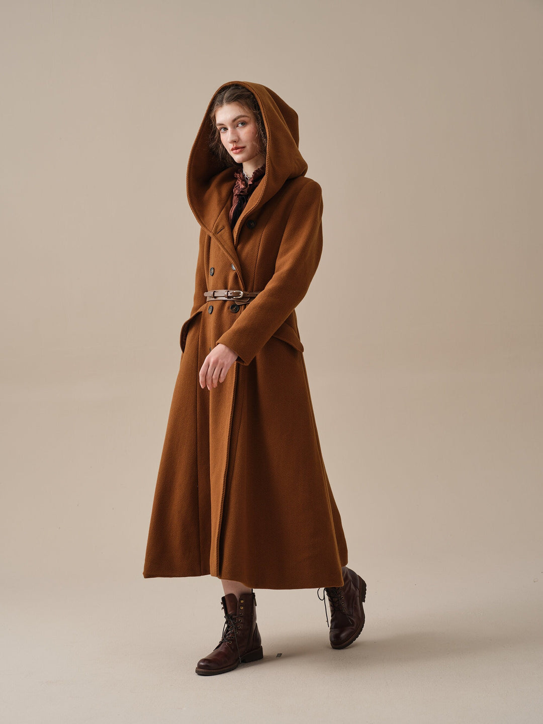 Trista 24 | 100% twill wool hooded coat