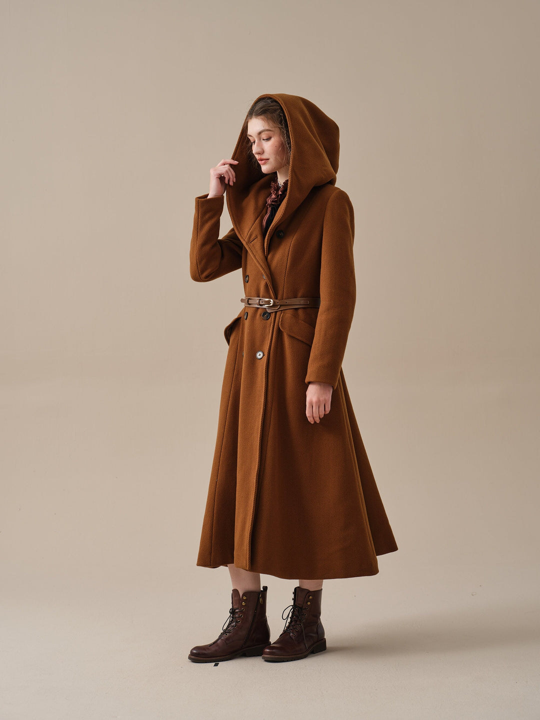 Trista 24 | 100% twill wool hooded coat