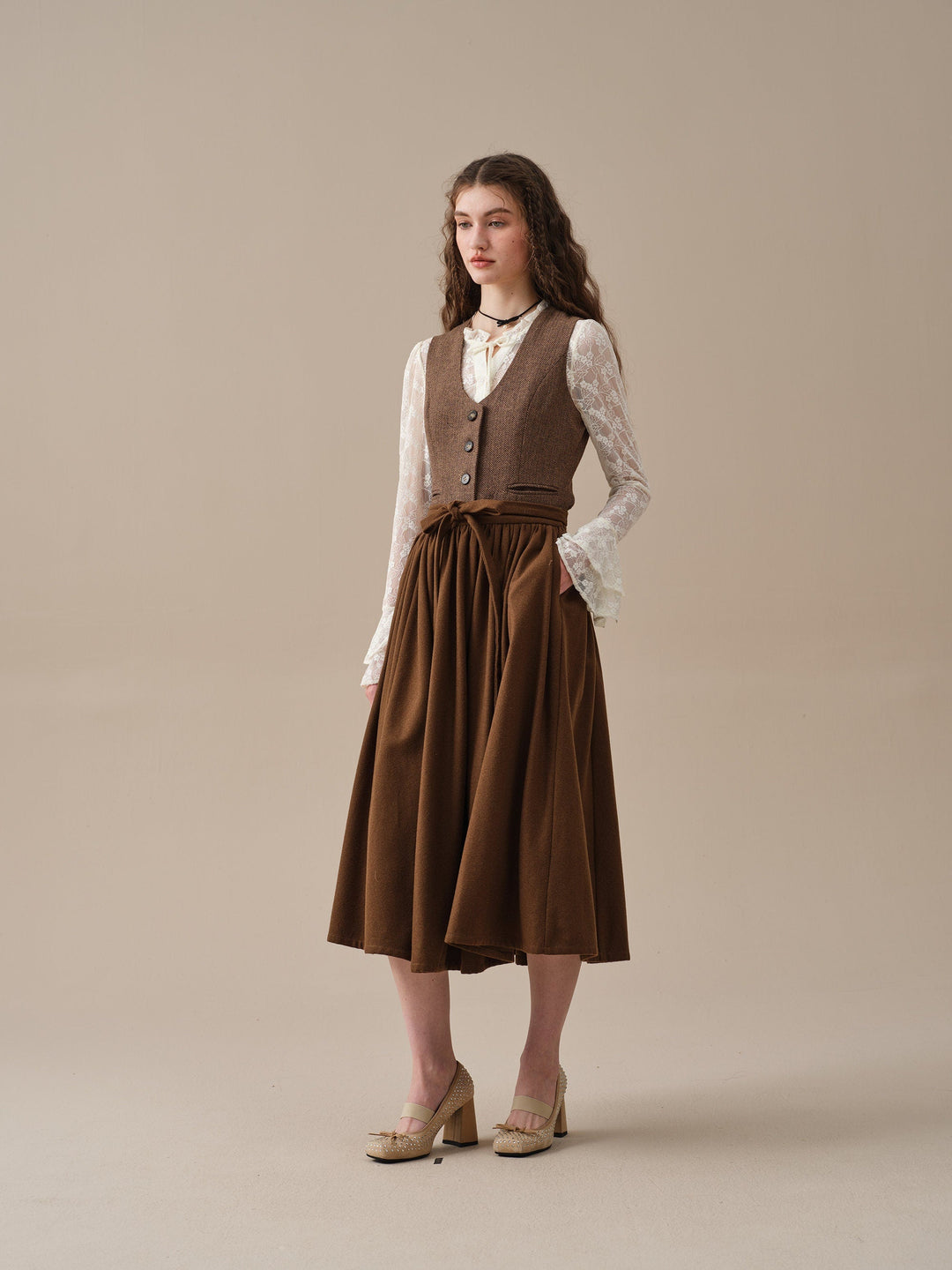 Beth 13 |tied wool skirt