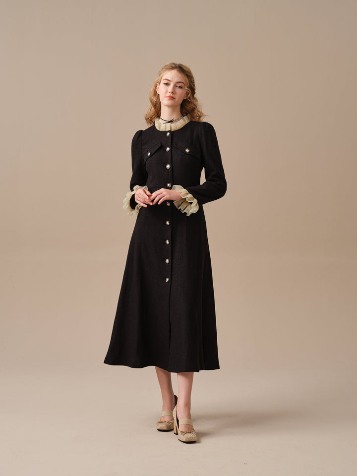 Nova 28 | buttoned wool dress with lace