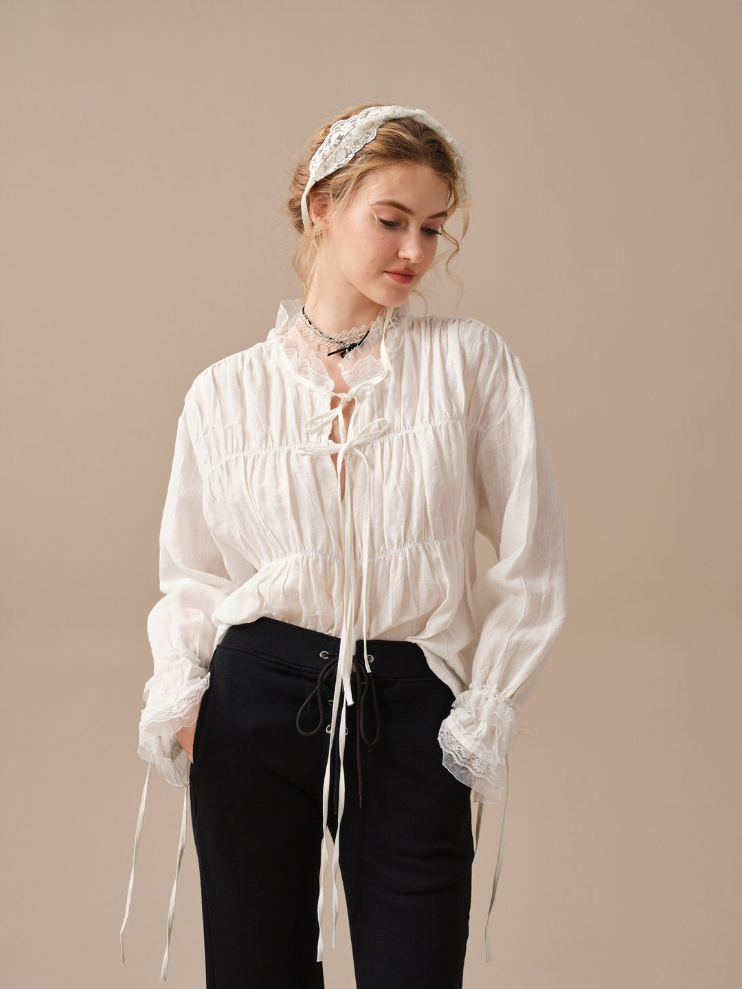 JENNIFER 33 | victorian linen blouse with lace